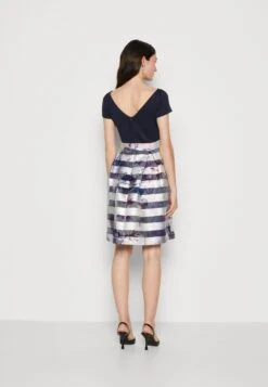 SWING Cocktailjurk - Navy/Ivory -Mode Jurk Winkel 022209c10ec44da38ea9d3a5e2107c9a