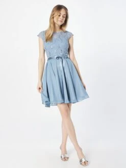 SWING Cocktailjurken Cocktailjurk Dames Hemelsblauw -Mode Jurk Winkel 083be8996a3407f555a5a63d4807616b