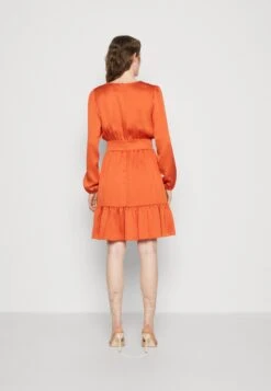 SWING Cocktailjurk - Burned Orange -Mode Jurk Winkel 4008ae76ed584e20af9c3cf6c95fccda