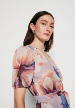 SWING Blumendruck - Jurk - Fadic Lilac/Multi -Mode Jurk Winkel 4c5ea7ca35af482aaf1ada21969088b4