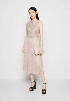 SWING Dress - Jerseyjurk - Blush Rose 9 SWING Dress - Jerseyjurk - Blush Rose -Mode Jurk Winkel 536165f1c05b4310a592b8aa41f54cff