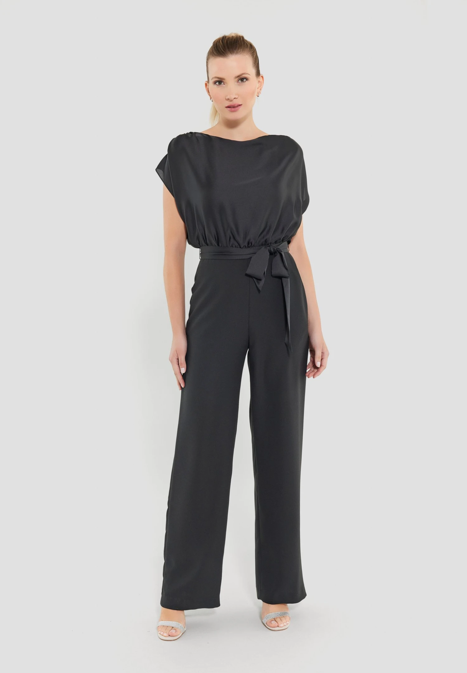 SWING Jumpsuit - Black 3 SWING Jumpsuit - Black