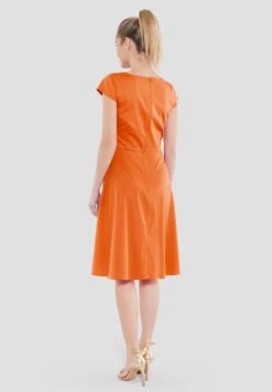 SWING Aus Stretch - Jerseyjurk - Orange -Mode Jurk Winkel f8ce33e81ed043409d38929e0784186d