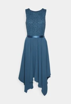 SWING Dress - Cocktailjurk - Faded Blue